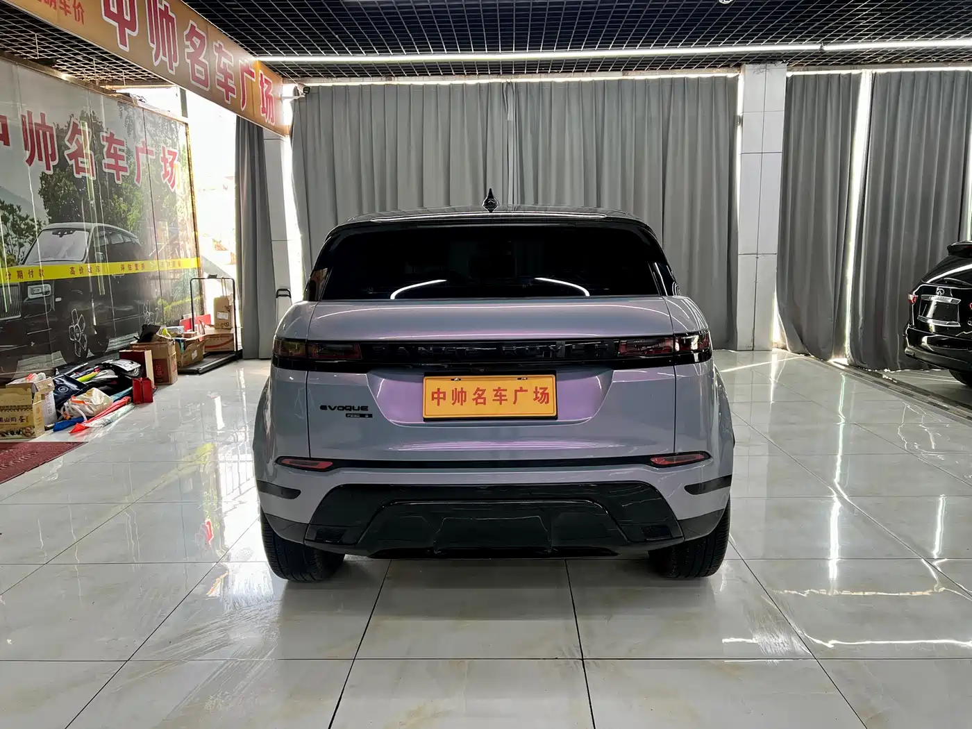Land Rover Range Rover Evoque 2020 249PS R-DYNAMIC S Sport Edition фото 5