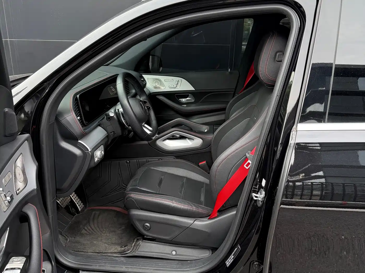 Mercedes-Benz GLE AMG 2024 AMG GLE 53 4MATIC+ фото 3