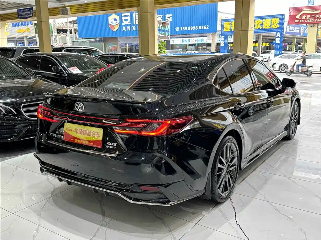 Toyota Camry 2024 Model Dual Hybrid 2.0HXS Sport Plus Edition фото 4