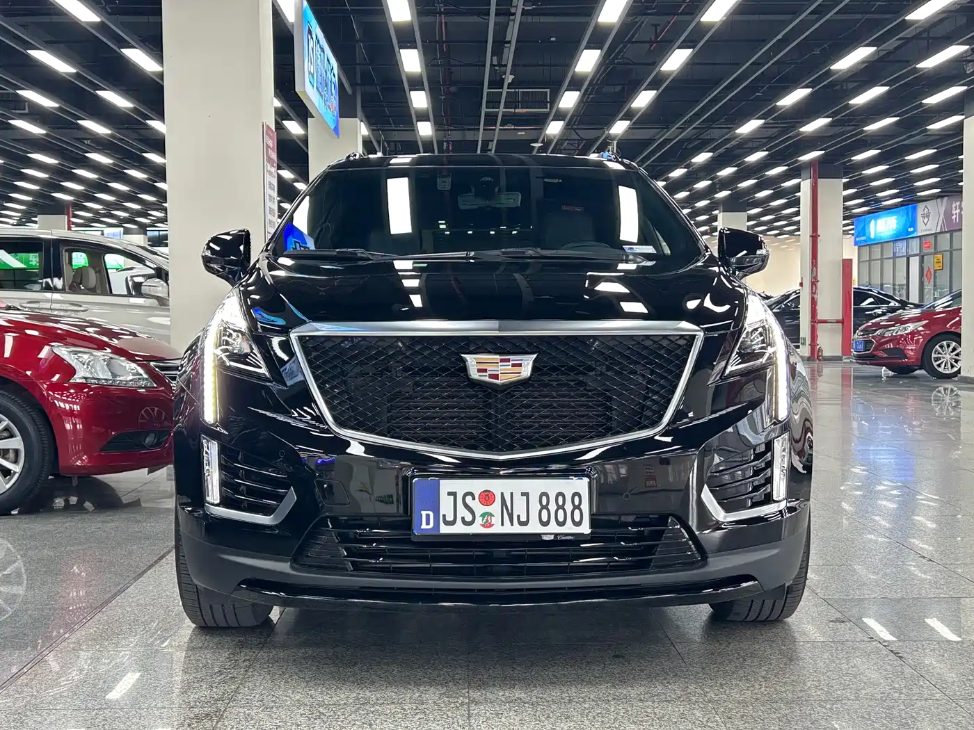 Cadillac XT5 2022 2.0T AWD Luxury (Hummingbird Edition) фото 2