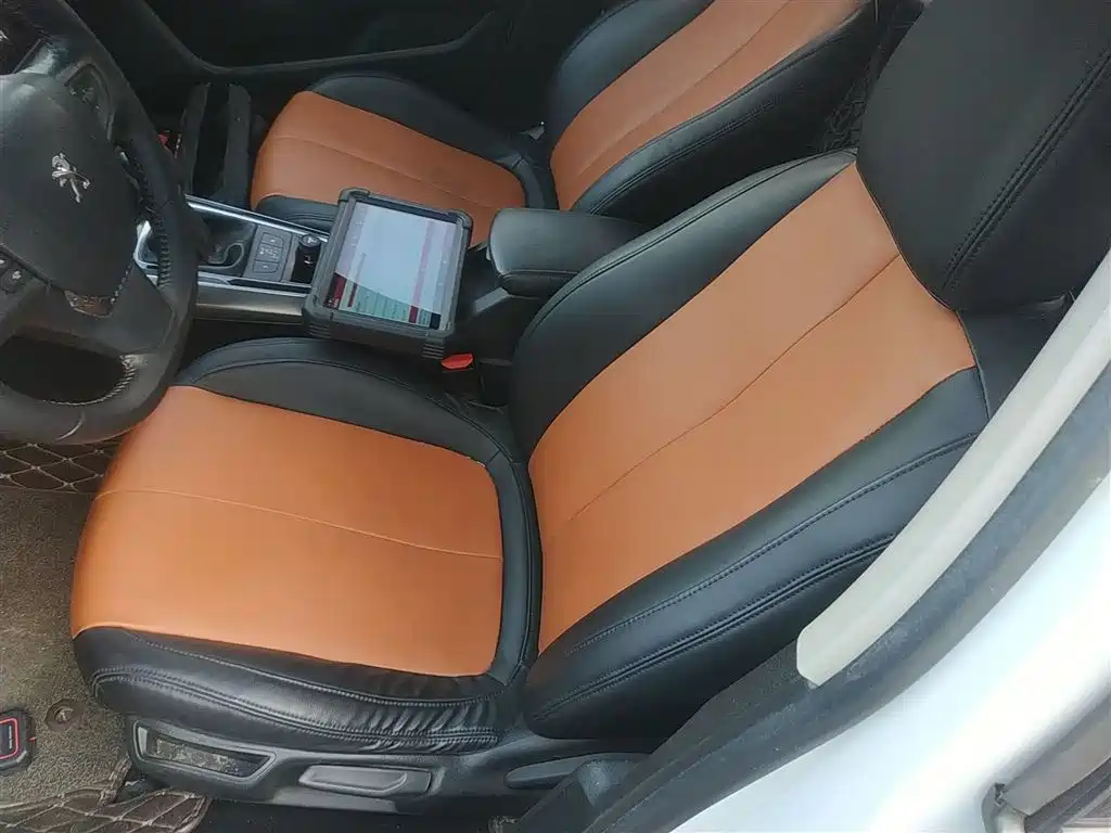 Peugeot 408 2016 1.6T Automatic Luxury Edition фото 15