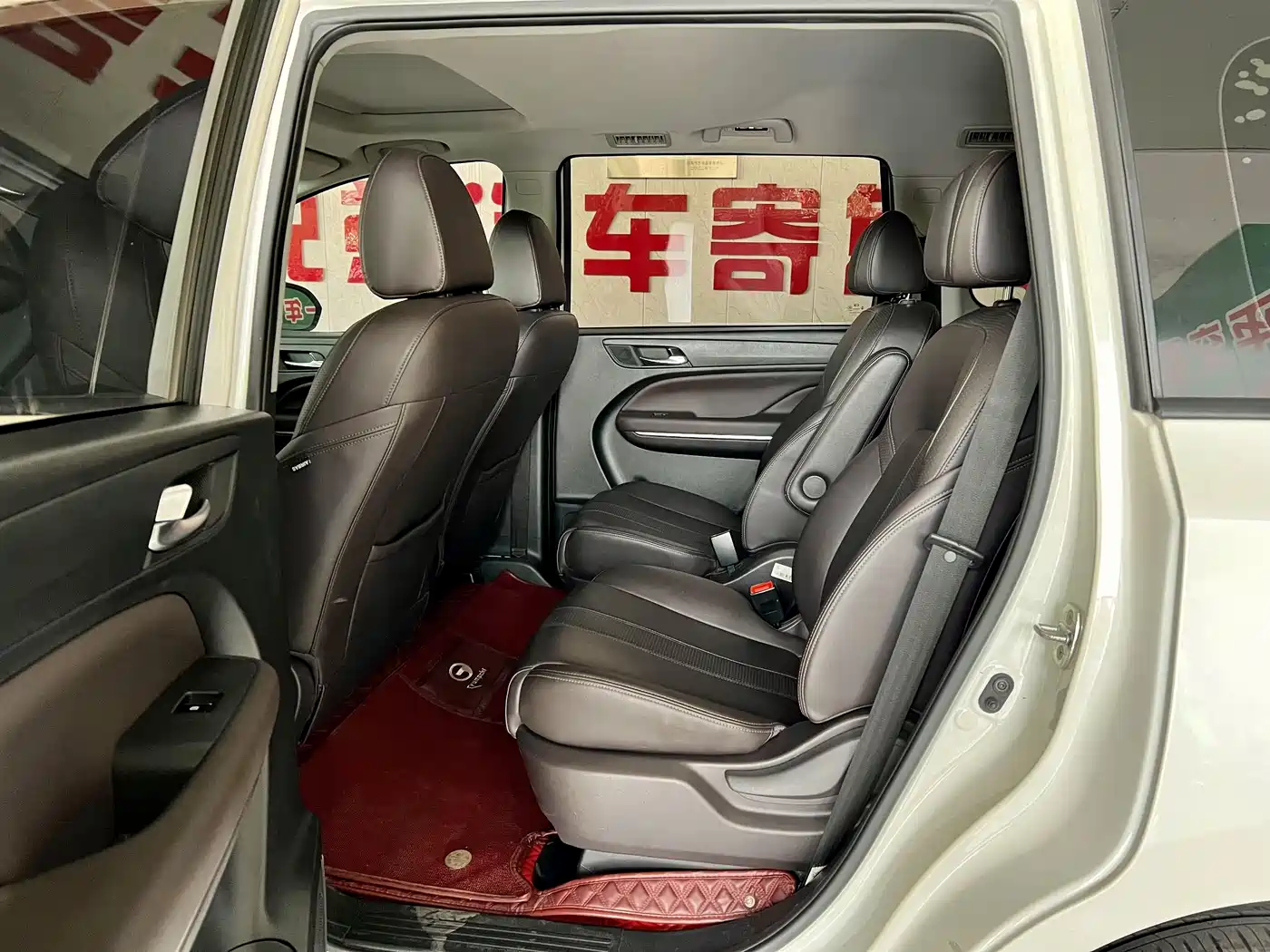 GAC Trumpchi Trumpchi M6 2019 270T Automatic Luxury (7-seater) China V фото 4