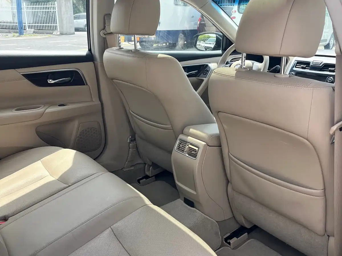 Photo 15 - Nissan Teana