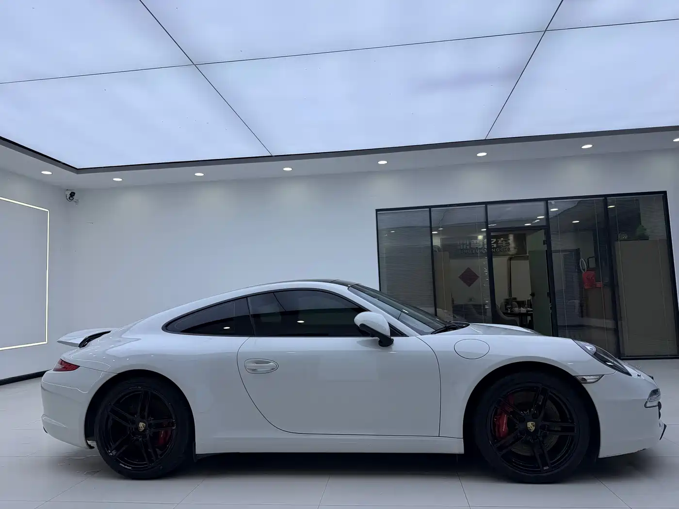 Porsche 911 2012 Carrera 3.4L фото 4