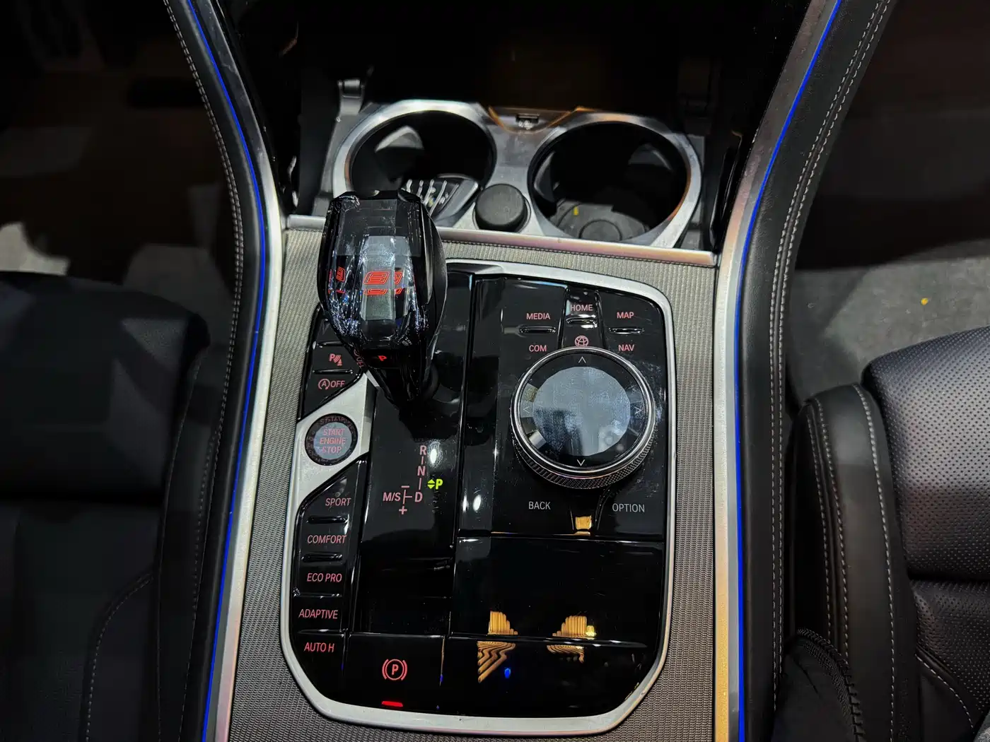 BMW 8 Series 2019 840i Coupe M Sport Package фото 6