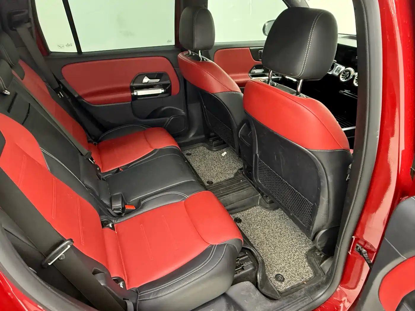 Mercedes-Benz GLB AMG 2022 AMG GLB 35 4MATIC фото 17