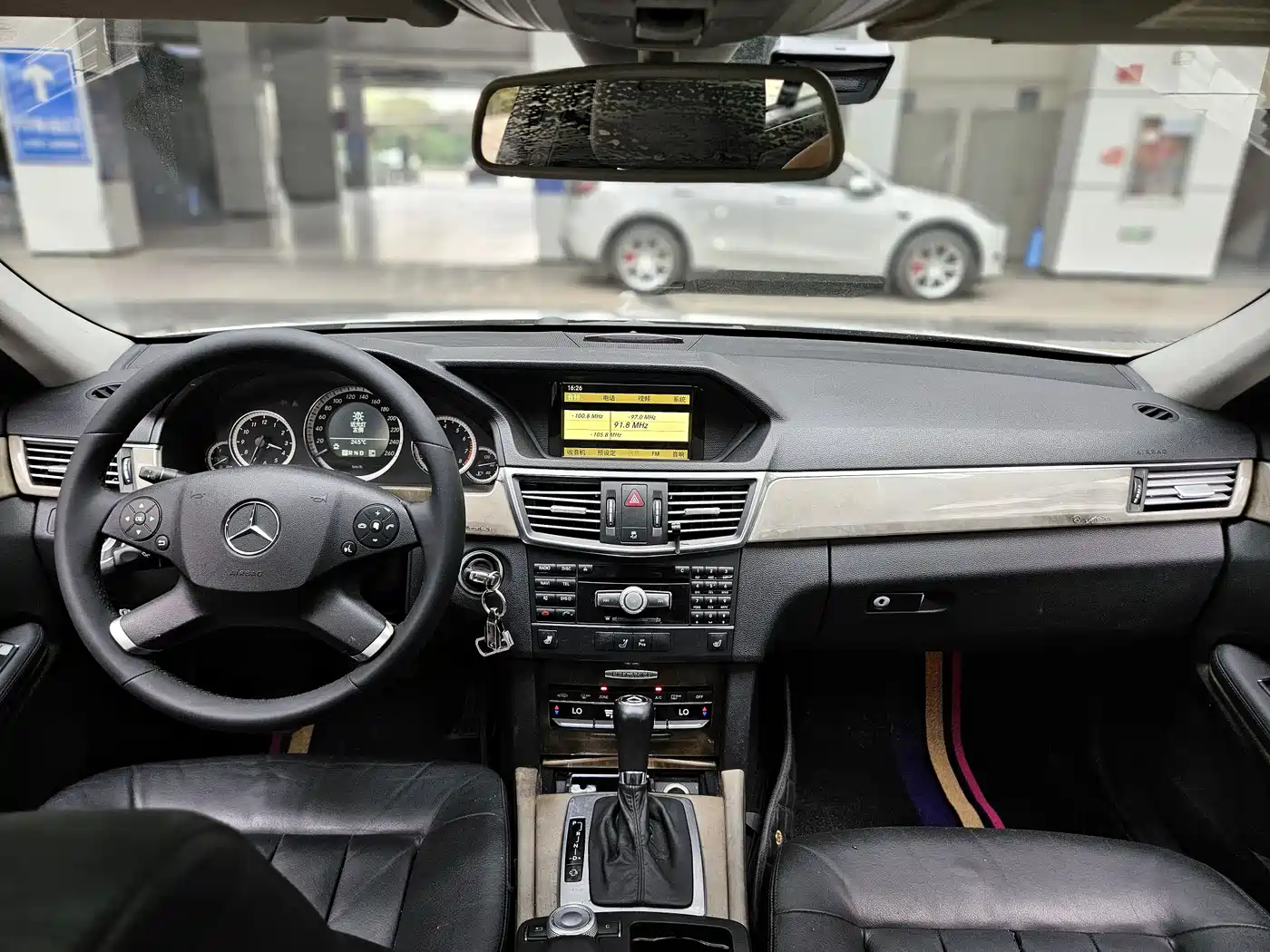 Mercedes-Benz E-Class (Import) 2010 E 200 CGI Elegance фото 4
