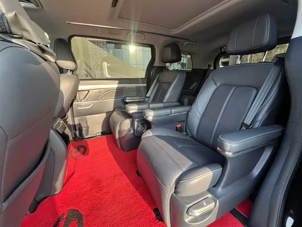 GAC Trumpchi Trumpchi M8 2021 Master Series 390T Prestige Edition фото 18