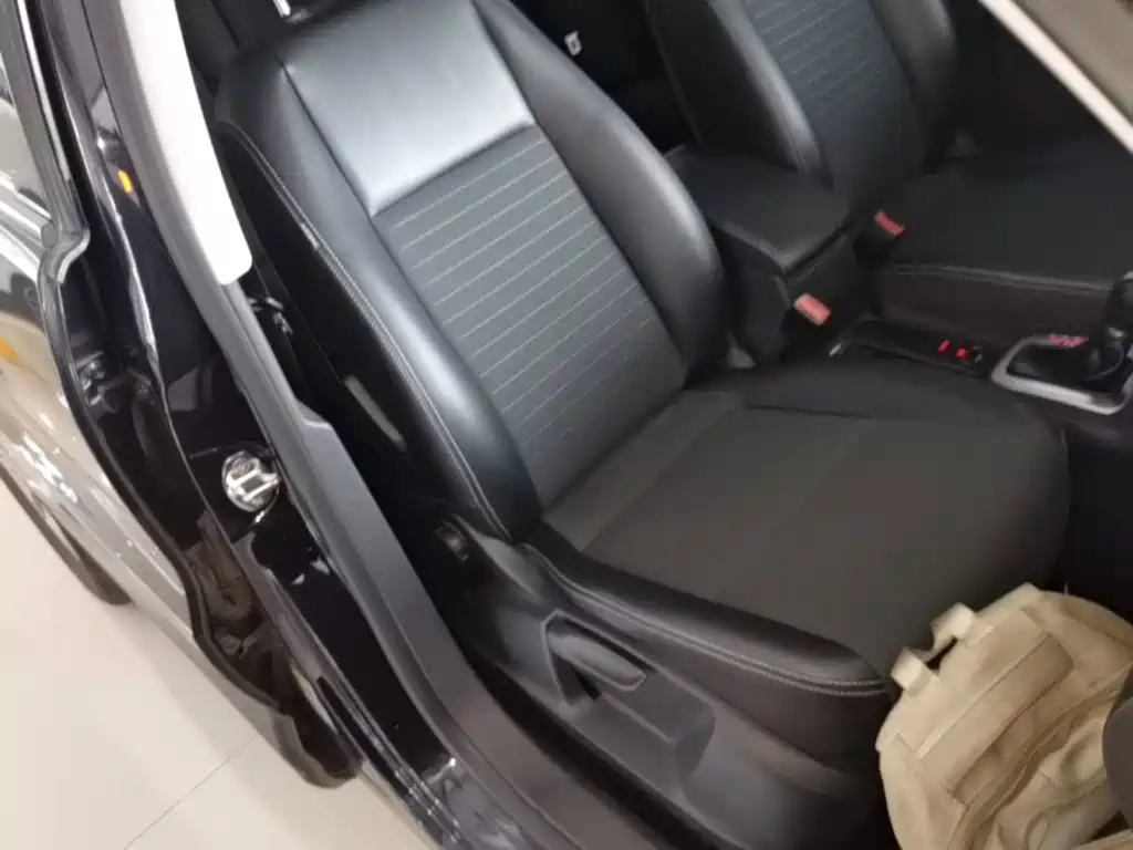 صورة 25 - Volkswagen Tiguan