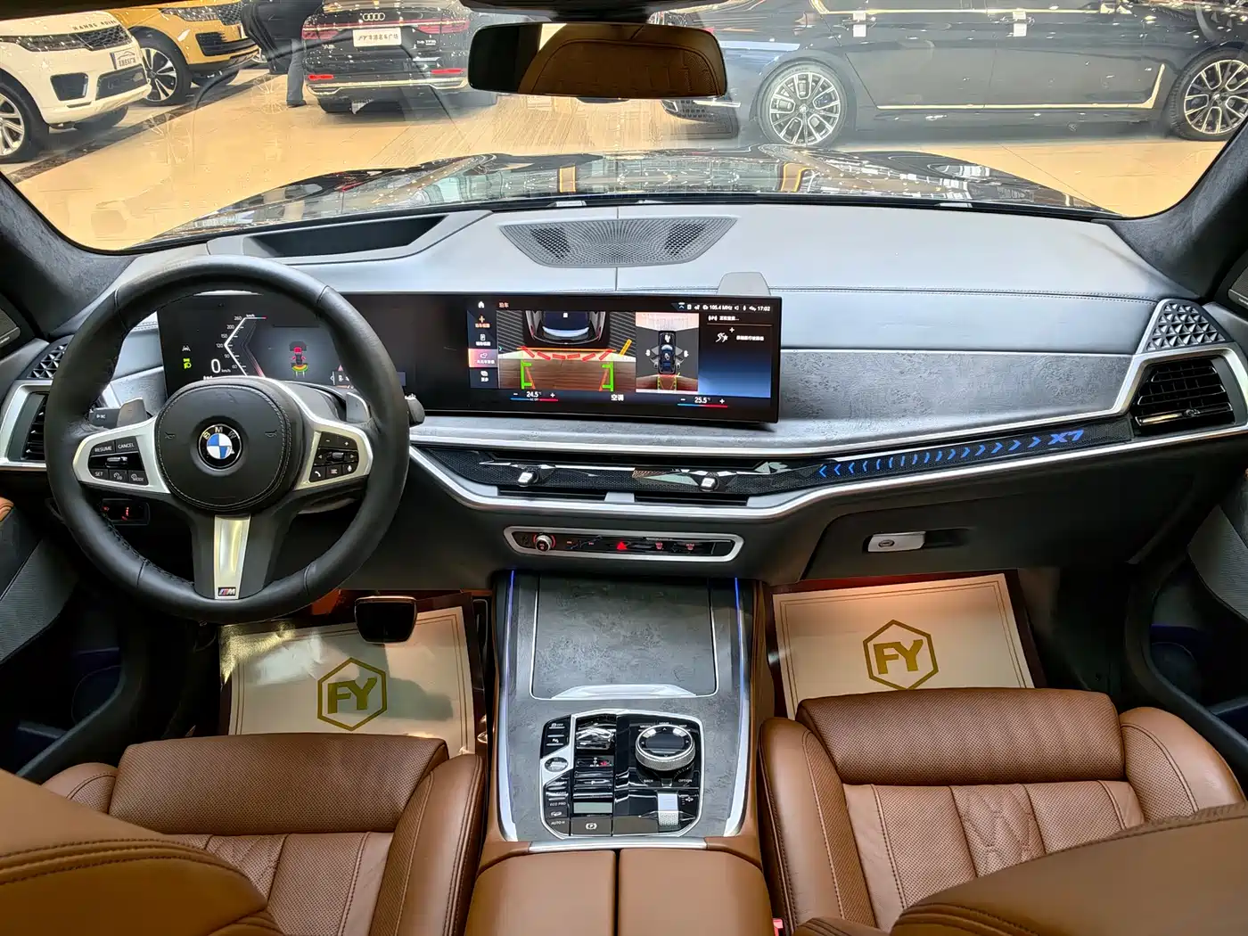 BMW X7 2023 xDrive40i Exclusive M Sport Package фото 10