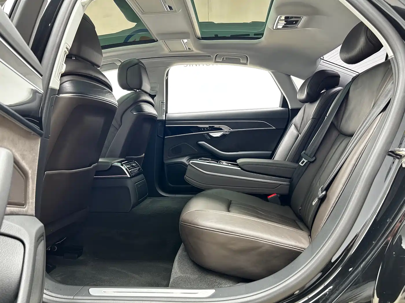 Audi A8 2019 Plus A8L 50 TFSI quattro Comfort фото 12