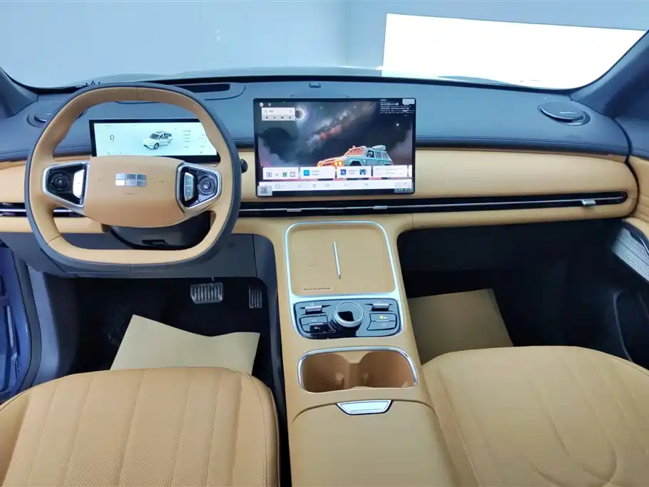 Geely Galaxy Galaxy Starship 7 EM-i 2025 120km Navigation Edition фото 12
