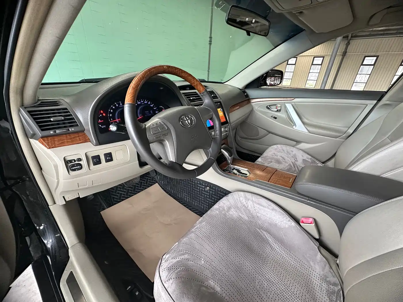 Toyota Camry 2010 200G Luxury Edition фото 15