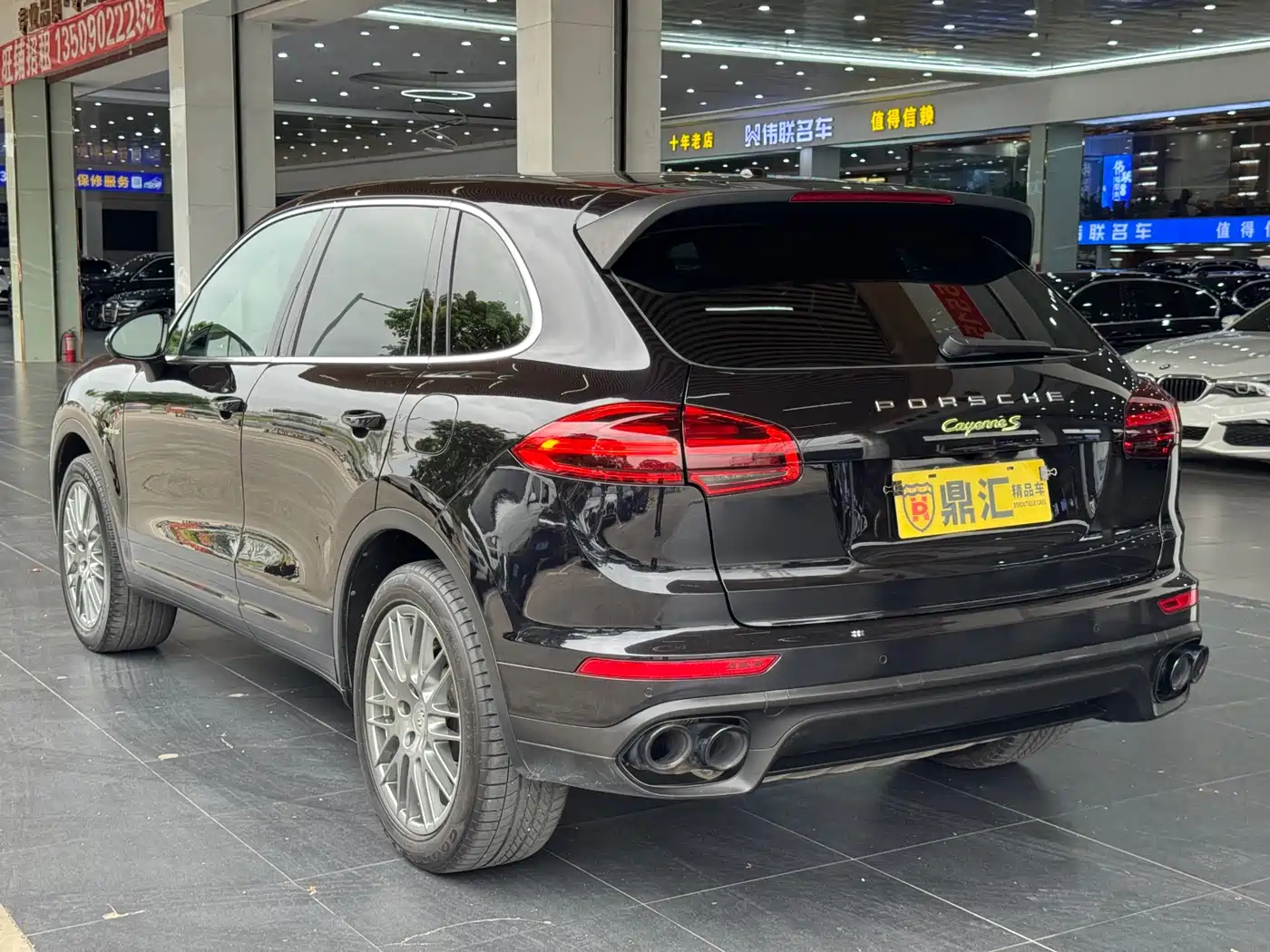 Porsche Cayenne New Energy 2016 Cayenne S E-Hybrid 3.0T фото 9