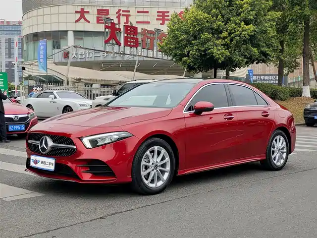 MERCEDES-BENZ A CLASS