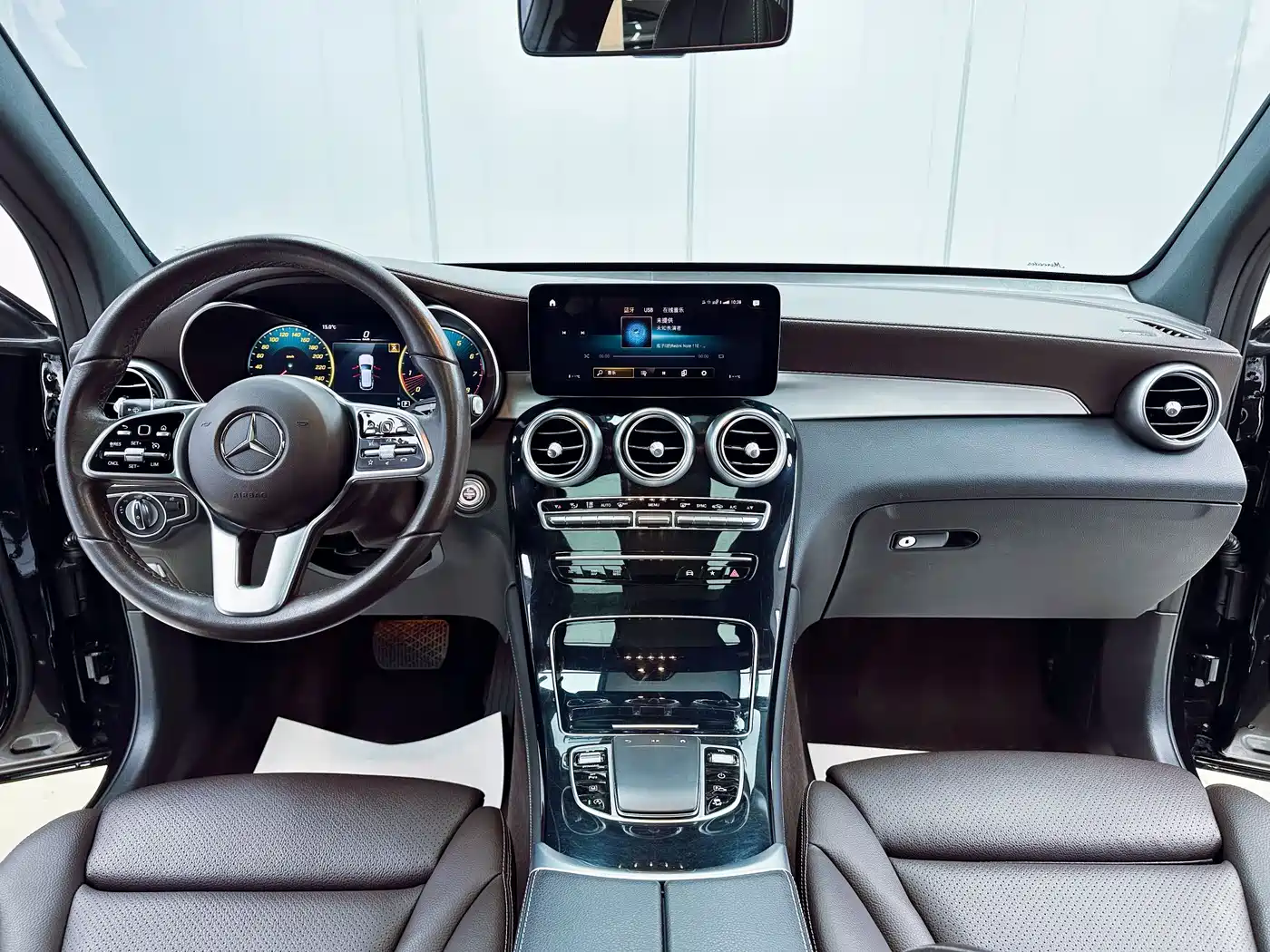 Mercedes-Benz GLC 2021 GLC 260 L 4MATIC Sporty фото 11