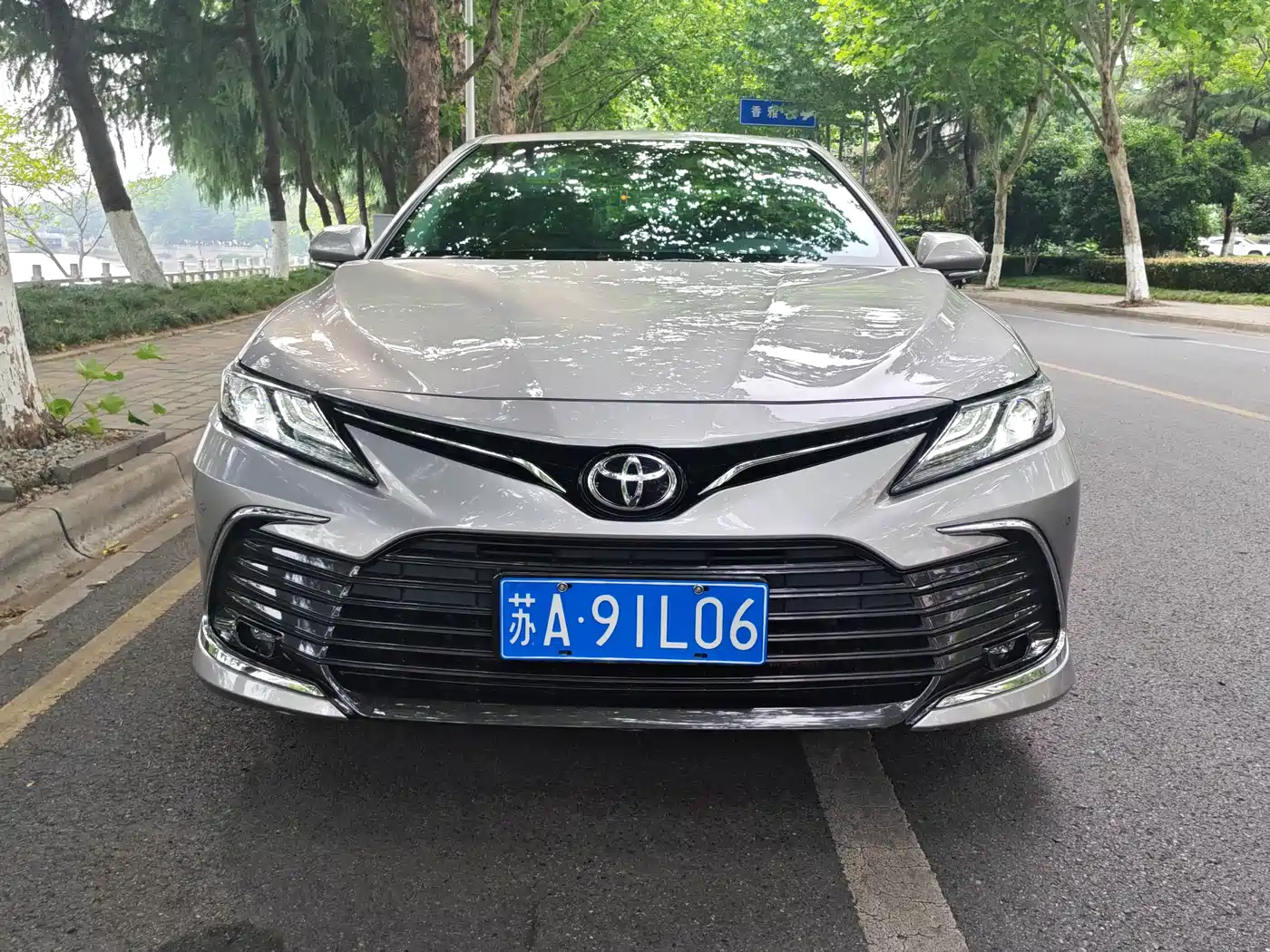 Toyota Camry 2021 2.0G Luxury Edition фото 2