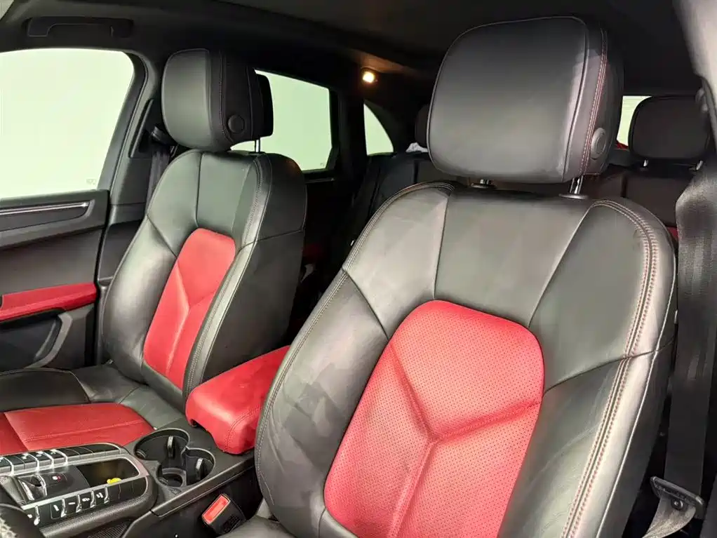 Porsche Macan 2020 Macan 2.0T фото 9