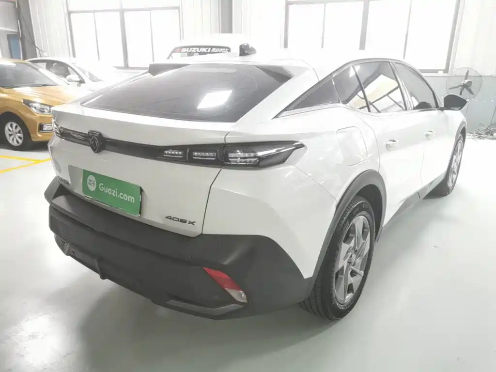 Фото 7 - Peugeot 408X