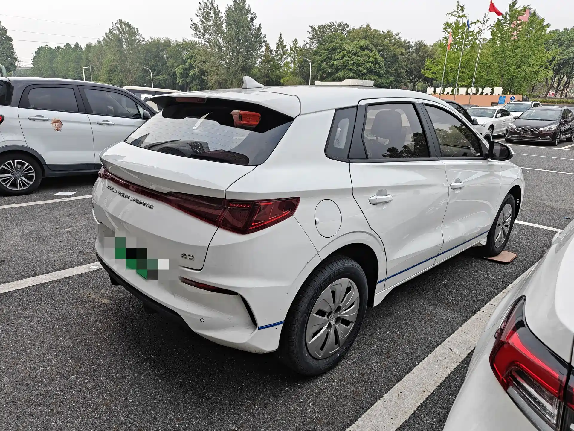 Фото 4 - BYD e2