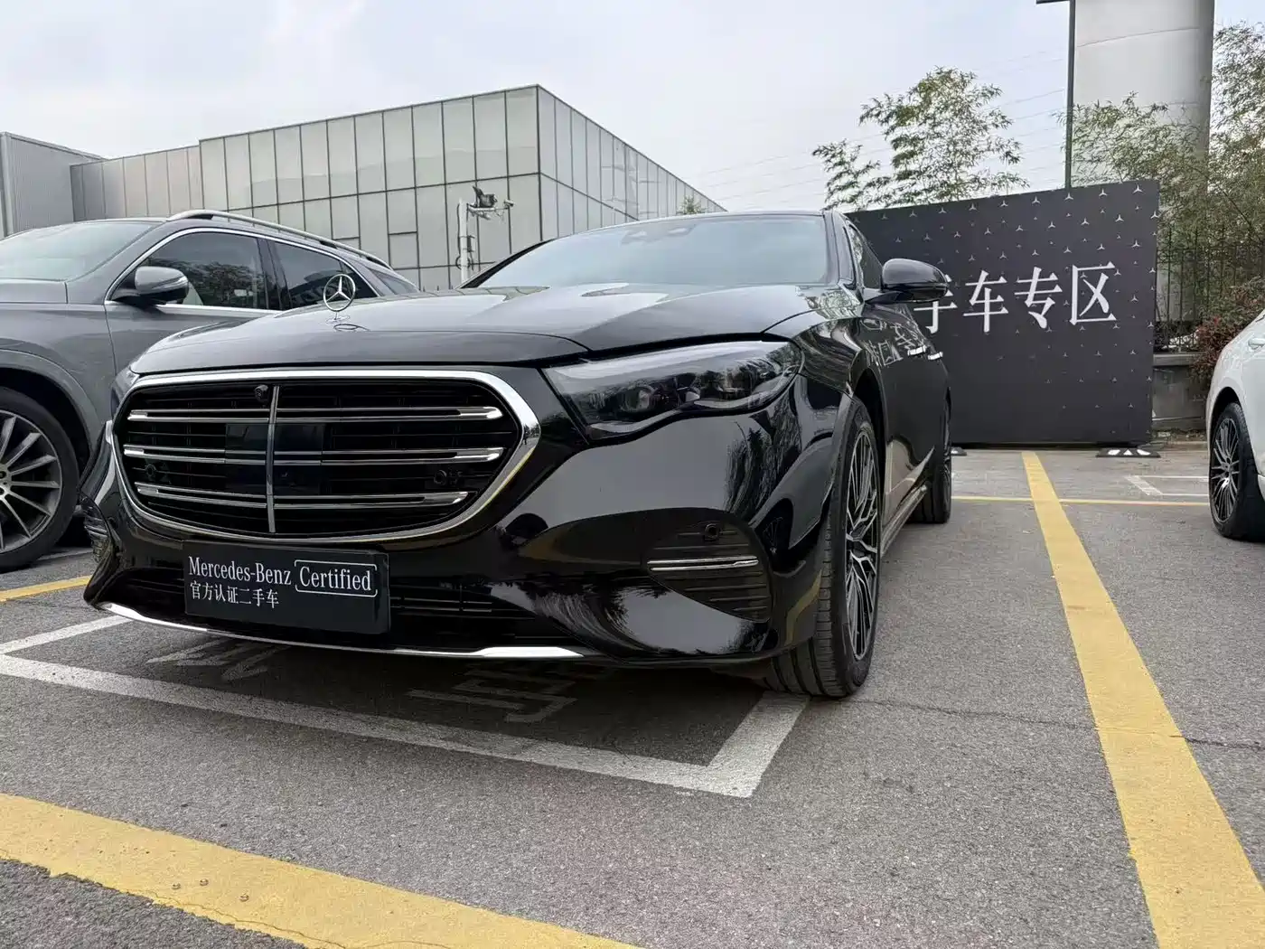 Mercedes-Benz E-Class 2025 E 300 L Luxury
