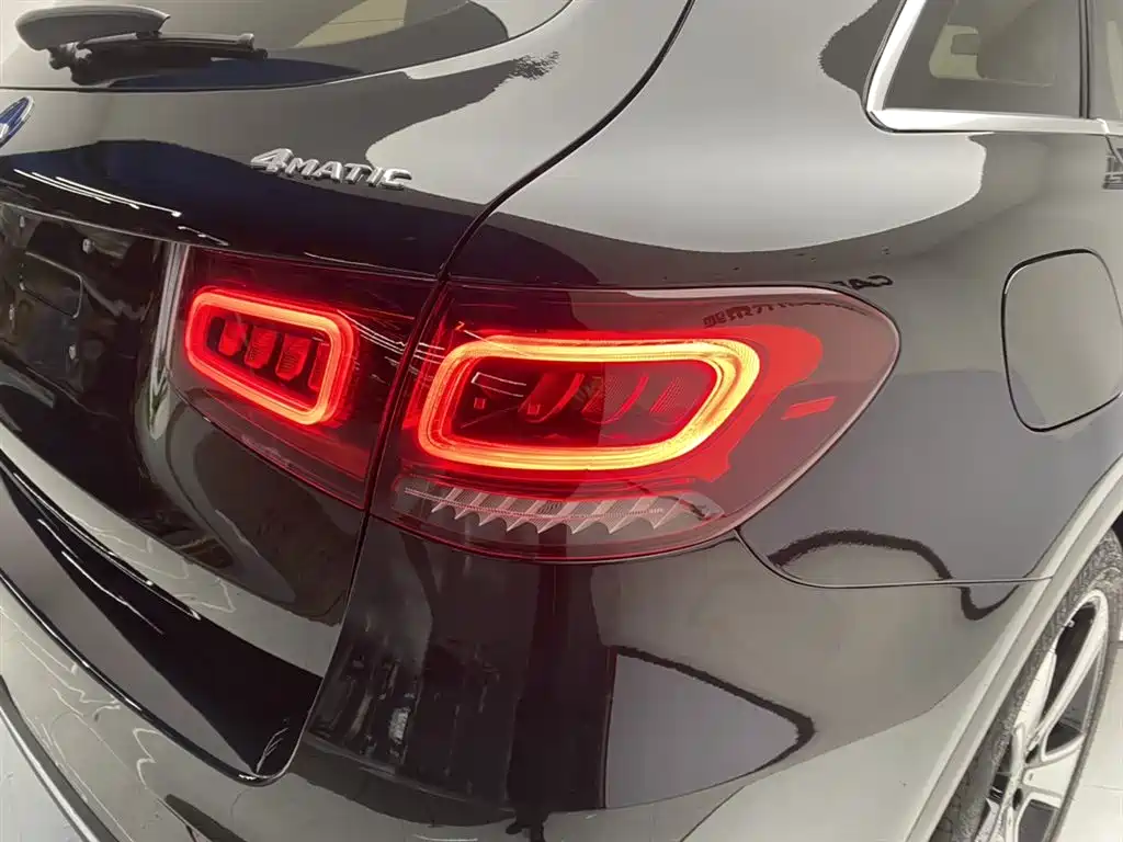 Mercedes-Benz GLC 2022 Facelift GLC 300 L 4MATIC Dynamic Collector's Edition фото 10