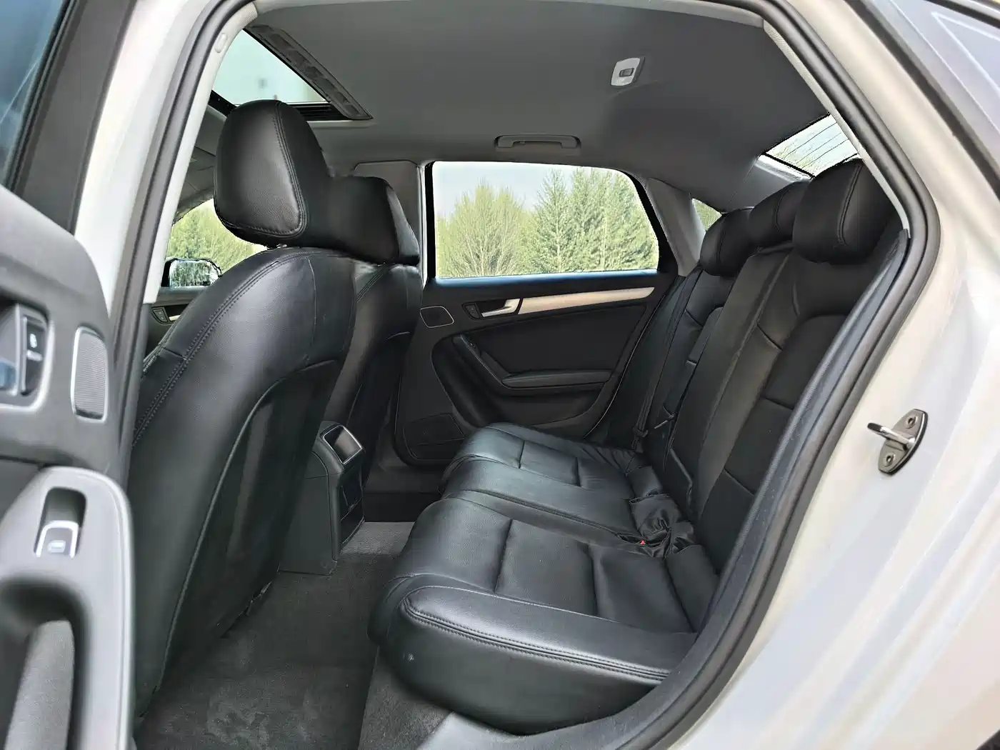 Audi A4L 2016 30 TFSI Collector's Edition Automatic Comfort фото 11