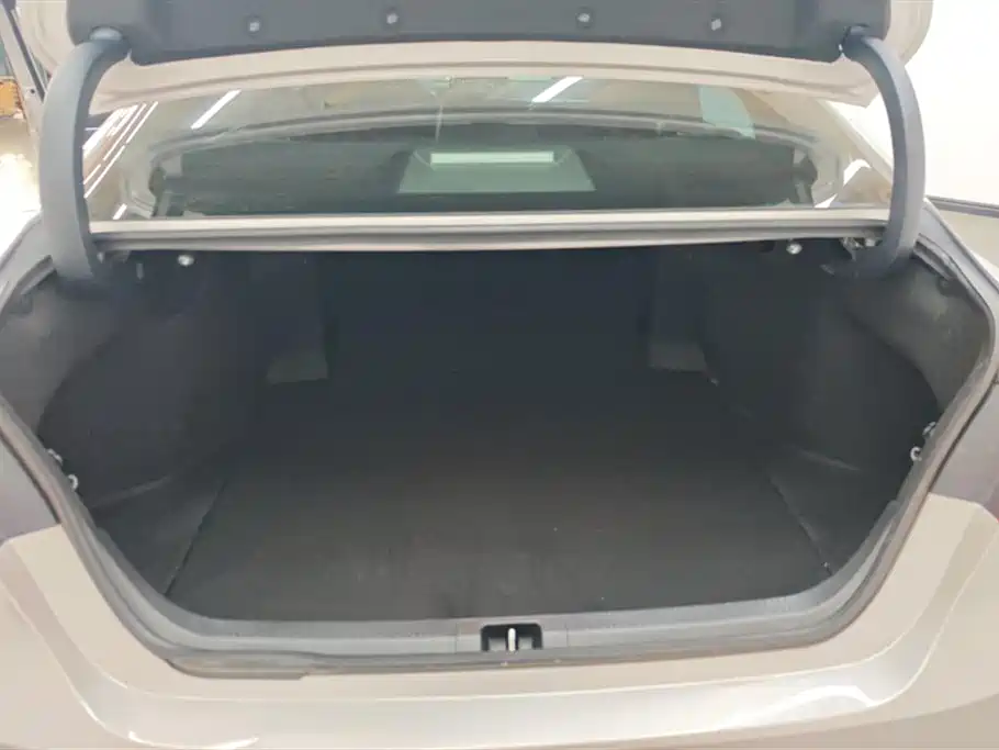 Toyota Camry 2021 2.0G Luxury Edition фото 4
