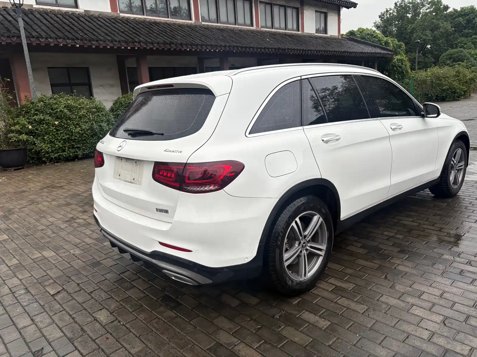 Фото 10 - Mercedes-Benz GLC