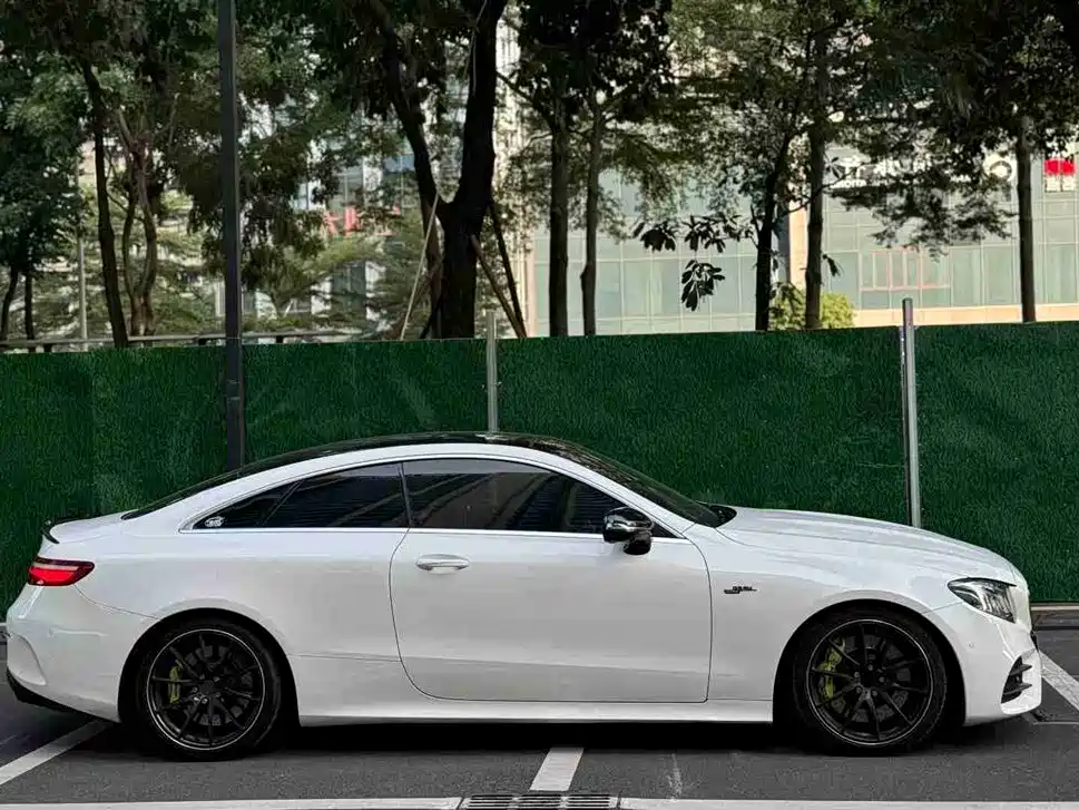Mercedes-Benz E-Class (Import) 2017 E 300 Coupe фото 4