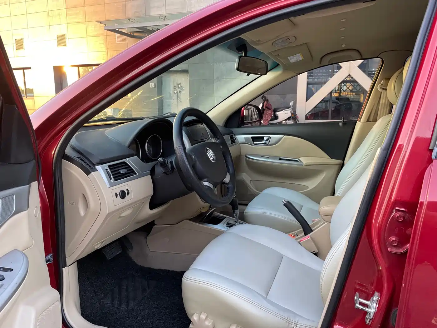 Buick Excelle 2013 1.5L Automatic Classic фото 5