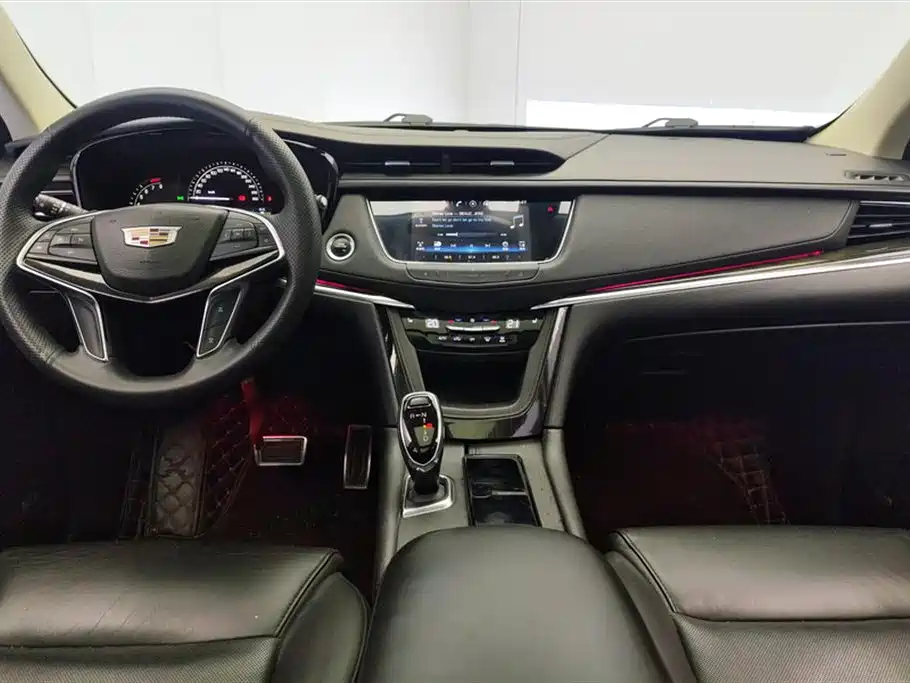 Cadillac XT5 2017 Anniversary Edition 25T Luxury фото 12