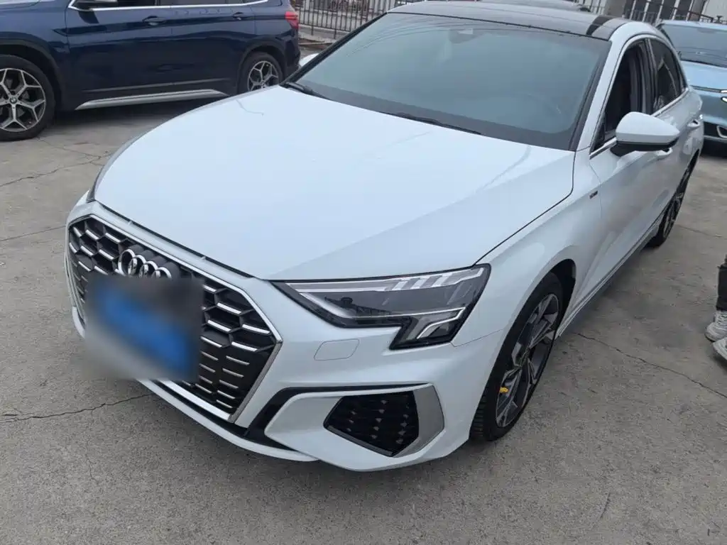 Фото 2 - Audi A3