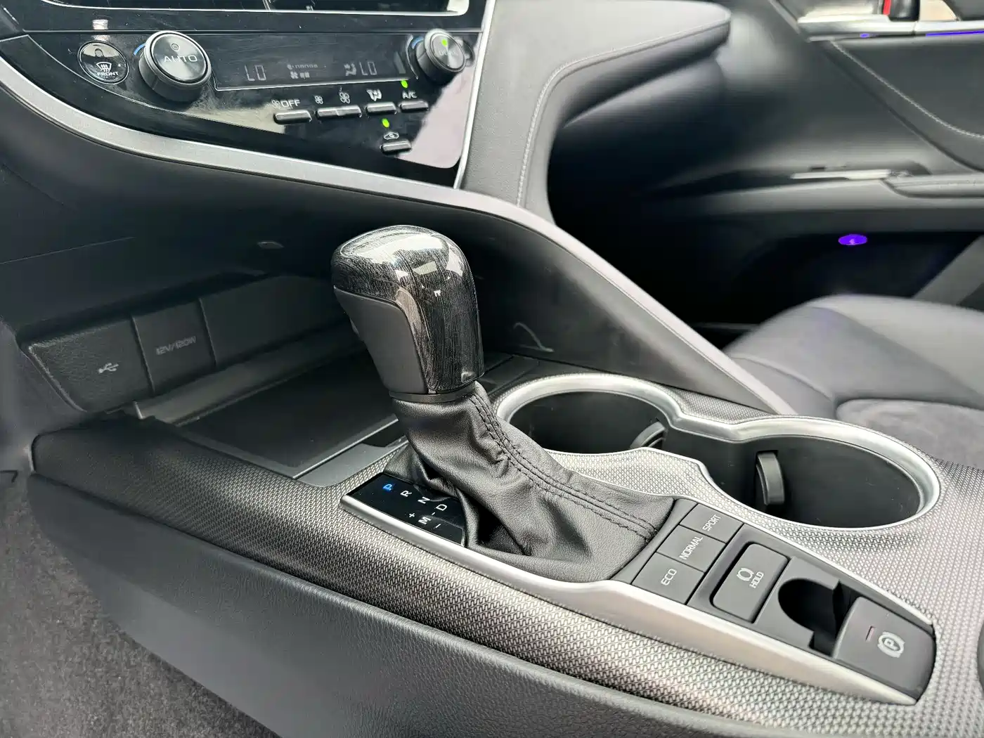 Toyota Camry 2021 2.0S Sporty Edition фото 20