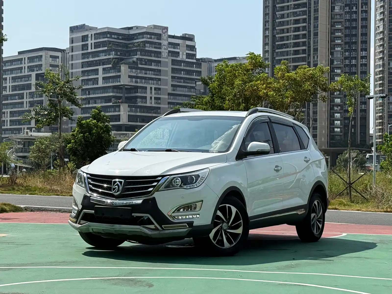 Фото 1 - Baojun 560