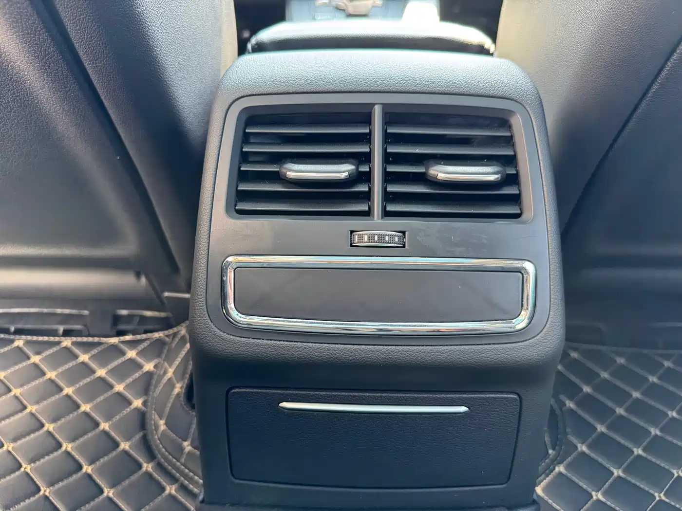 Audi A4L 2019 40 TFSI Progressive (China VI) фото 29