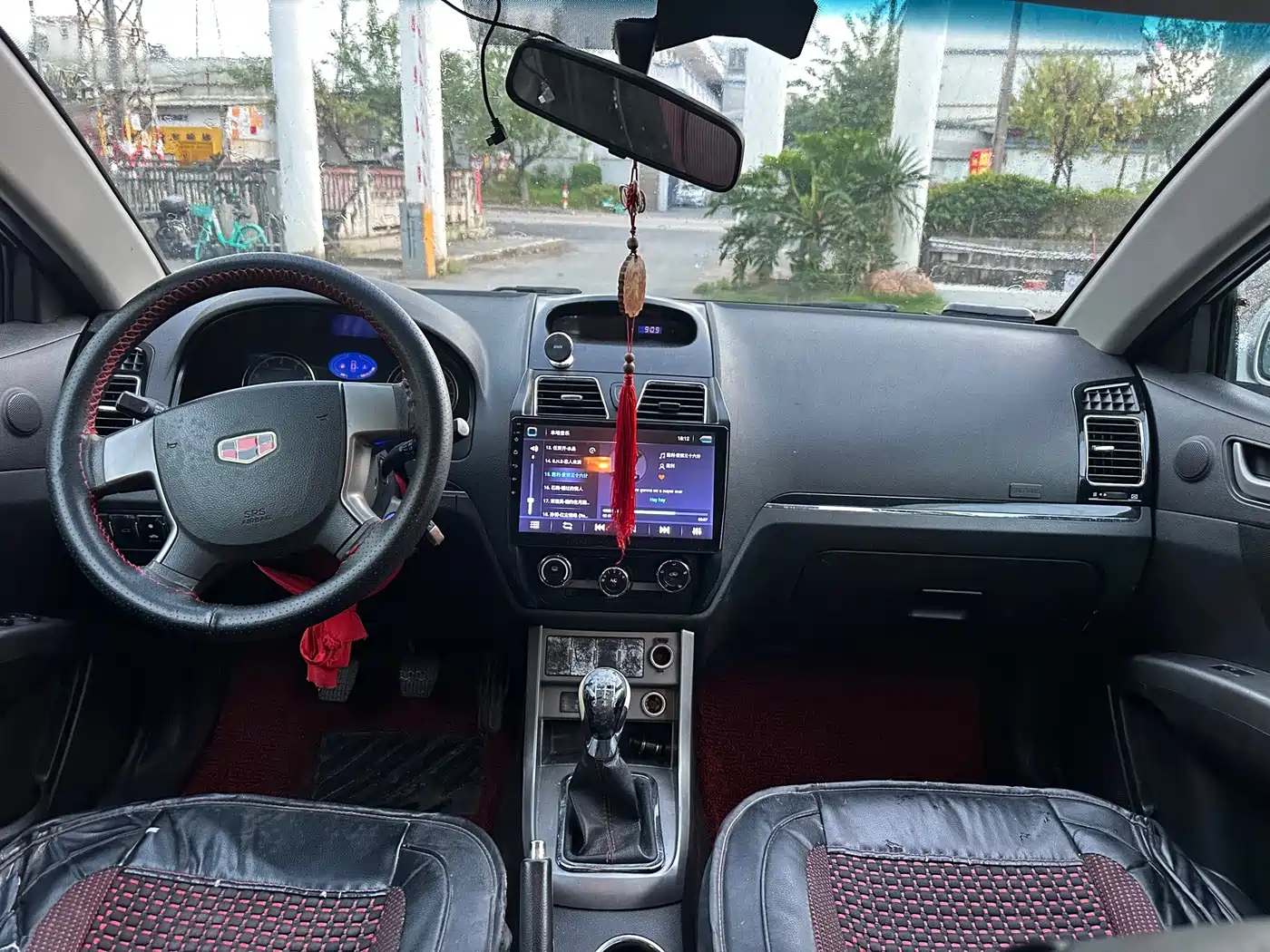 Geely Classic Emgrand 2014 2013 Hatchback 1.5L Manual Progressive
