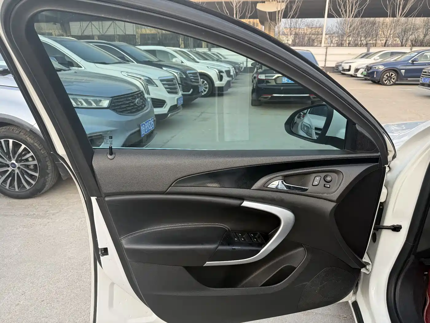 Buick Regal 2015 1.6T Leading Tech Edition фото 3