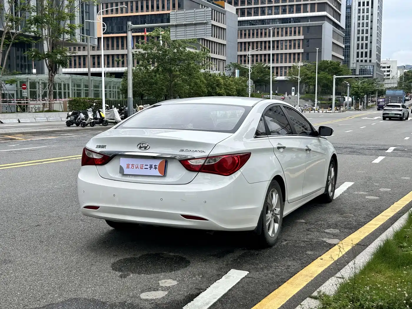 Hyundai Sonata 2013 2013 Model 2.0L Automatic Leading Edition