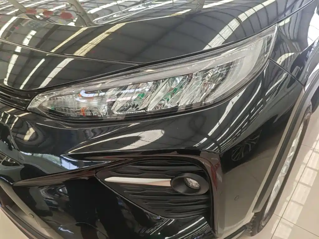 Toyota Wildlander 2023 2022 Facelift 2.0L CVT 2WD Leading Edition