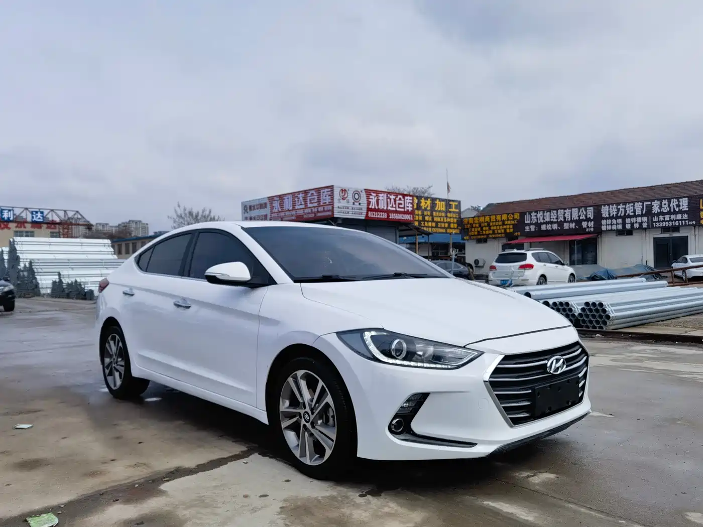 Hyundai Elantra 2016 Model 1.6L Automatic Smart Elite фото 3