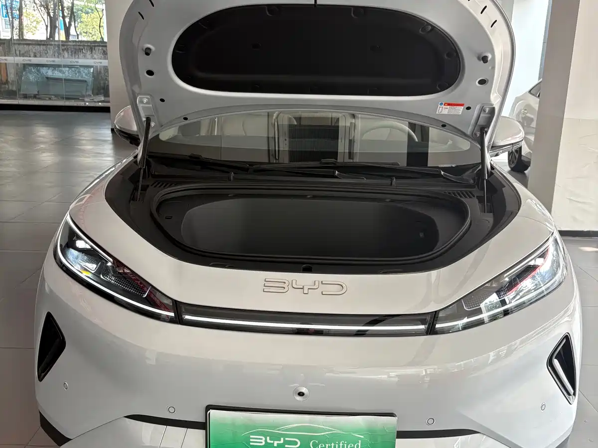 BYD Hai Shi 05 EV 2026