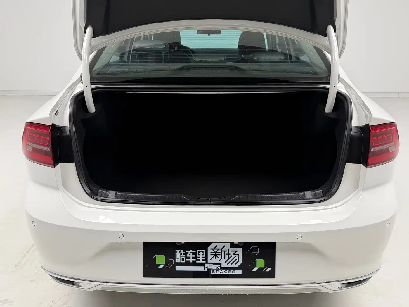 Volkswagen Lamando 2021 280TSI DSG Comfort Edition фото 10