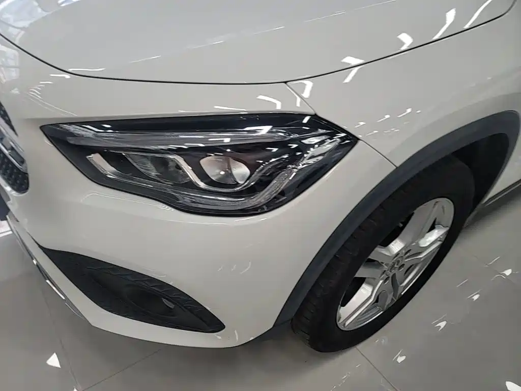 Mercedes-Benz GLA 2023 2023 GLA 200