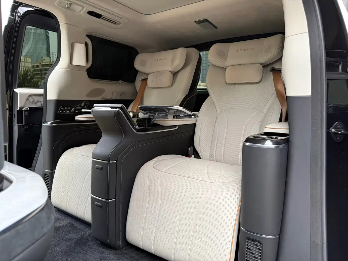 ZEEKR EXTREME KRYPTON 009