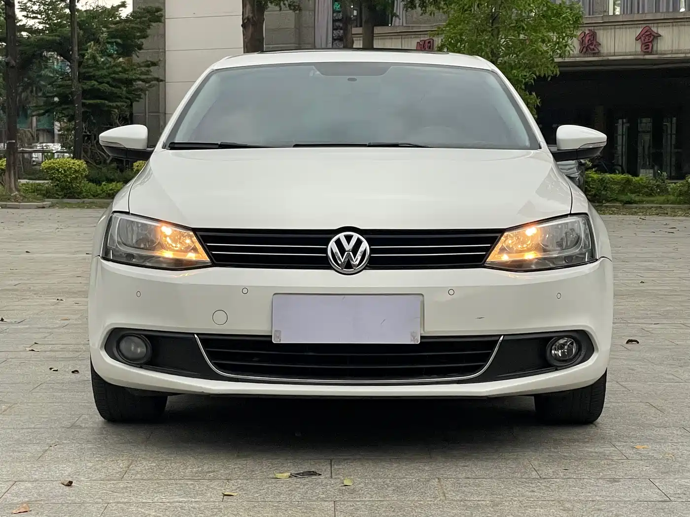Volkswagen Sagitar 2014 1.4TSI Automatic Luxury фото 2