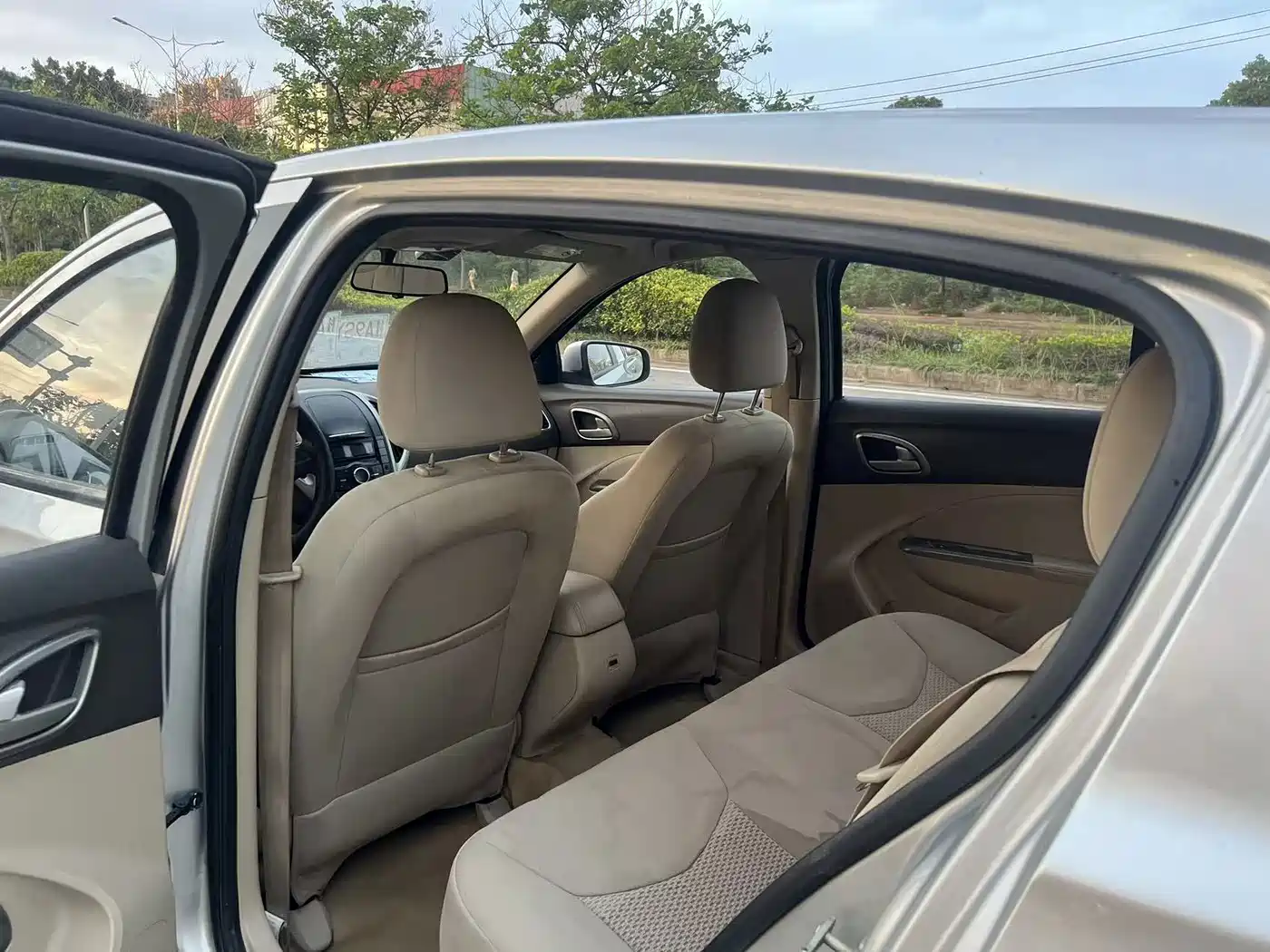 Baojun 610 2015 2014 1.5L Manual Comfort