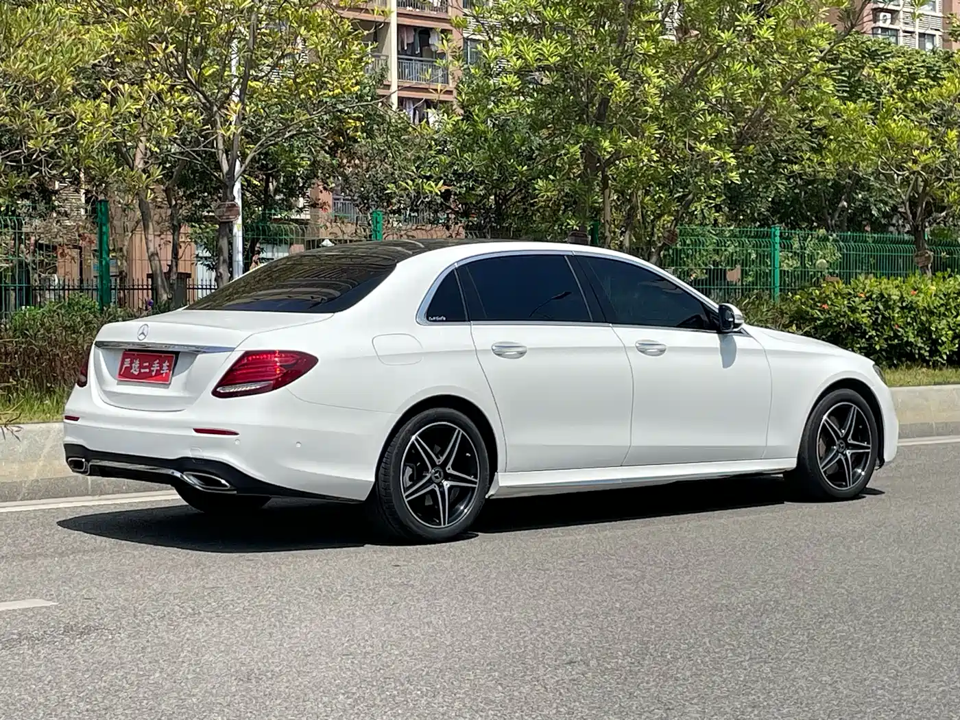 Mercedes-Benz E-Class 2020 Facelift E 300 L Sport Exclusive фото 7