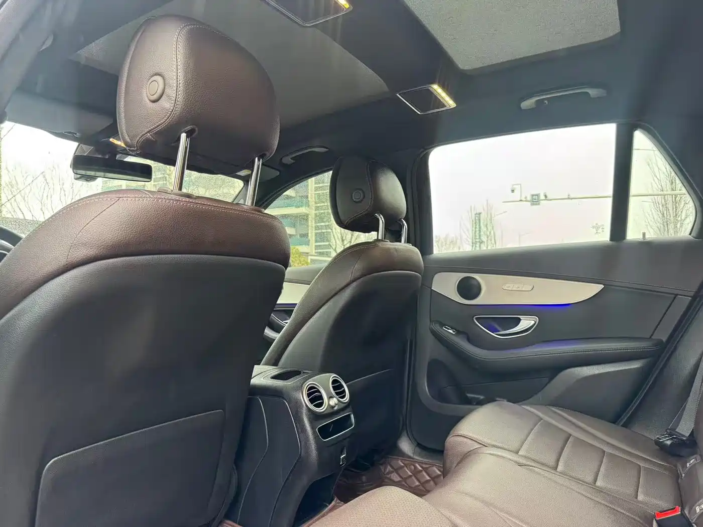 Mercedes-Benz GLC 2020 Facelift GLC 260 L 4MATIC Dynamic фото 6