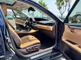 Фото 7 - Lexus ES